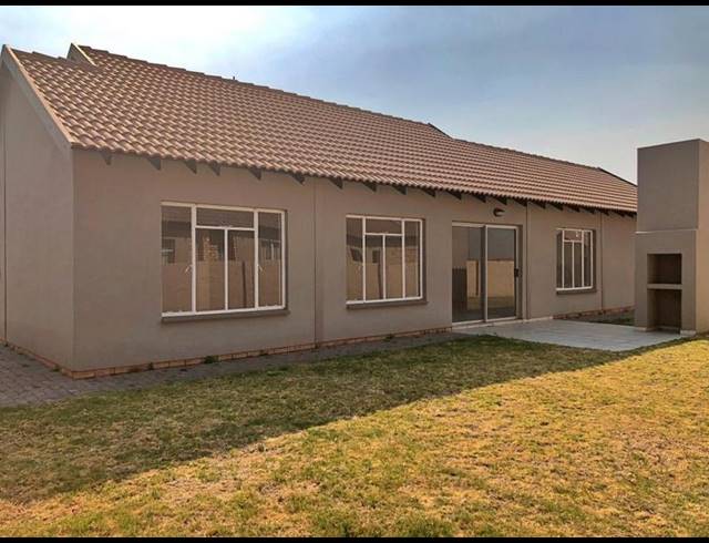 3 BEDROOM HOUSE FOR SALE IN WATERKLOOF